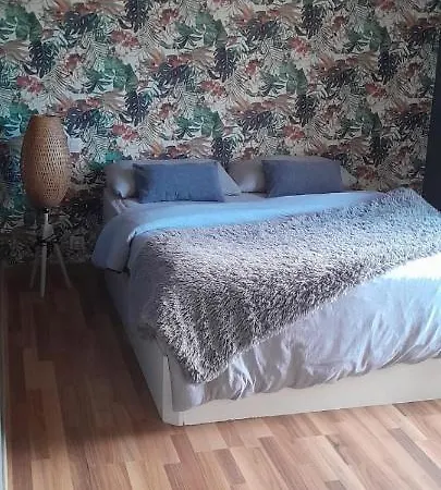 Apartment California Only Men Bungalows